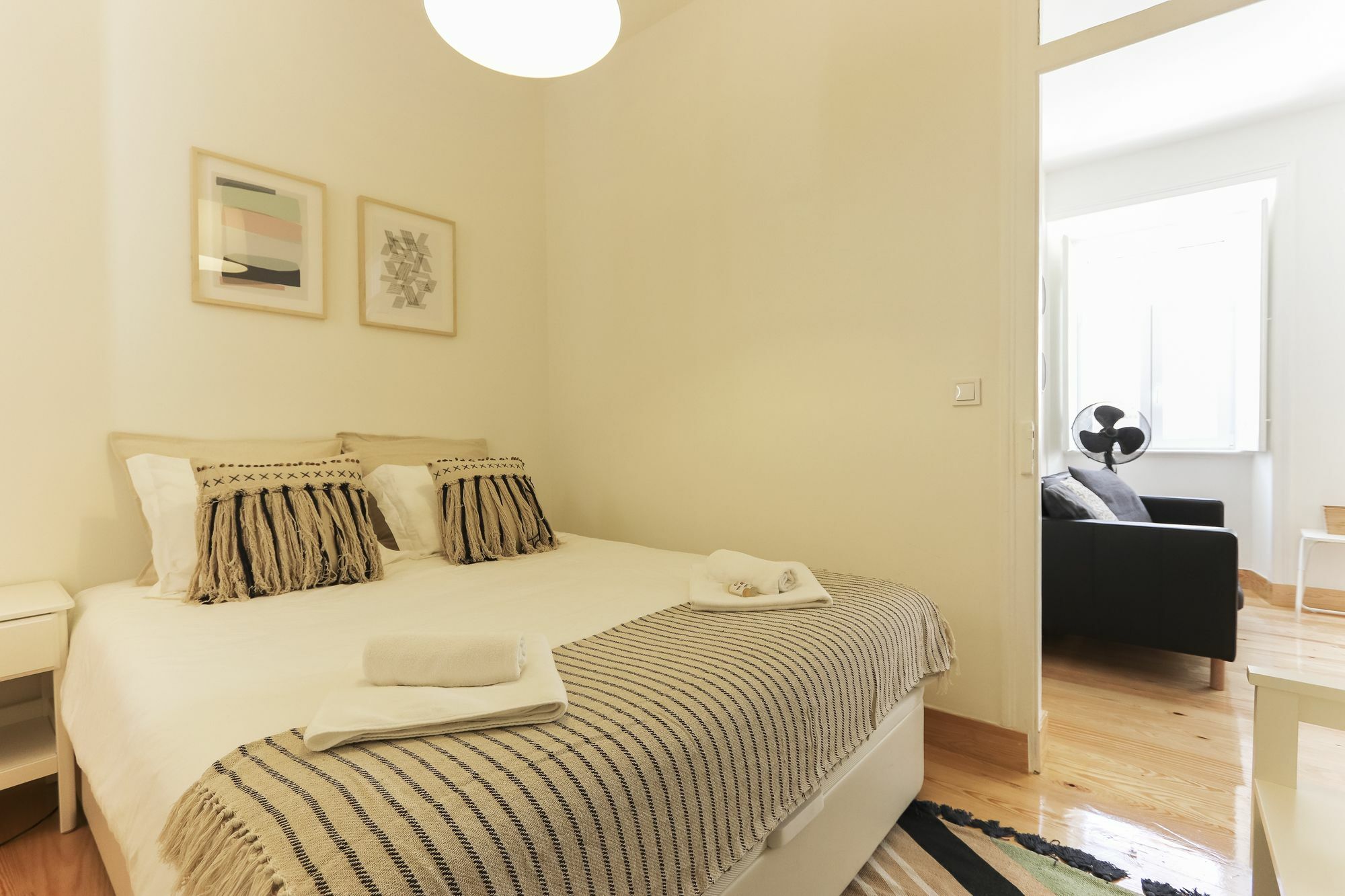 Bairro Alto Bright By Homing Apartment Lisbon Bagian luar foto