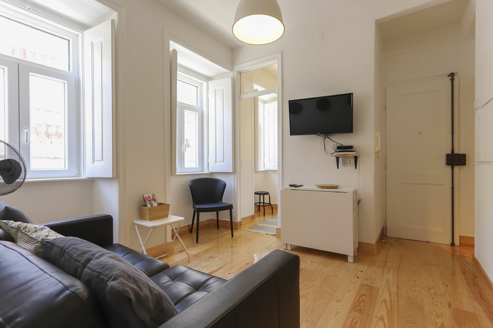Bairro Alto Bright By Homing Apartment Lisbon Bagian luar foto